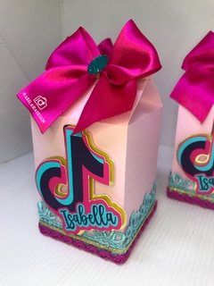 Caixa milk do tema Tiktok