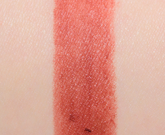 Blur lux lipstick- Regulate en internet
