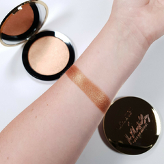 Imagen de Highlighter - Revolution Beauty