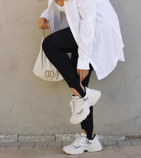 CALÇA FUSÔ COM PEZINHO