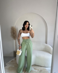 Calça Pantalona em Tecido Duna Plus size - comprar online