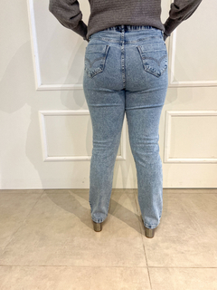 Calça Jeans Reta - Jaque Petry Modas