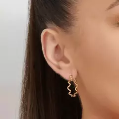 Brinco Argola Ondas Banhado a Ouro 18k Cód. 526783 na internet