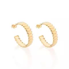 Brinco Meia Argola Banhado a Ouro 18k Cód. 527308