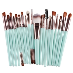 conjunto de pincéis de maquiagem na internet