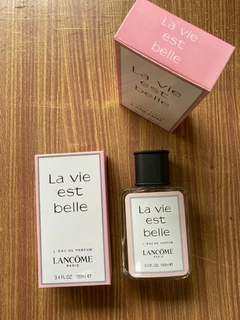 KIT 2 PERFUMES LA VIE EST BELLE 100ML