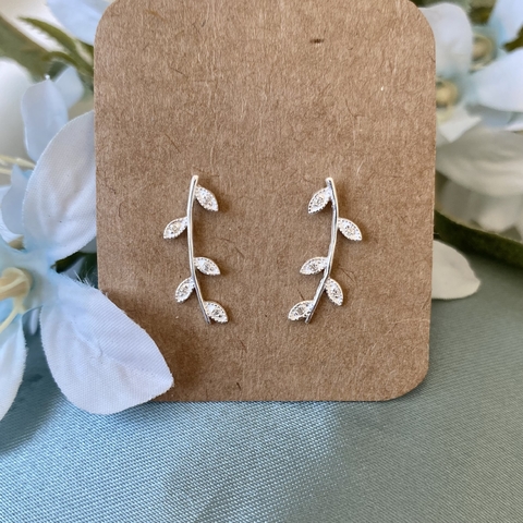 Brinco ear cuff folhinhas