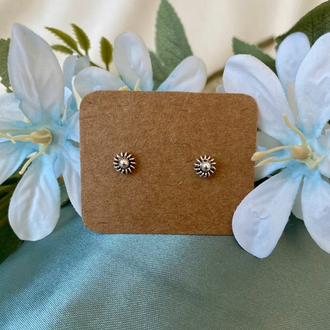 Brinco bolinha aramada 6mm