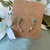 Brinco Ear Cuff com zircônias coloridas