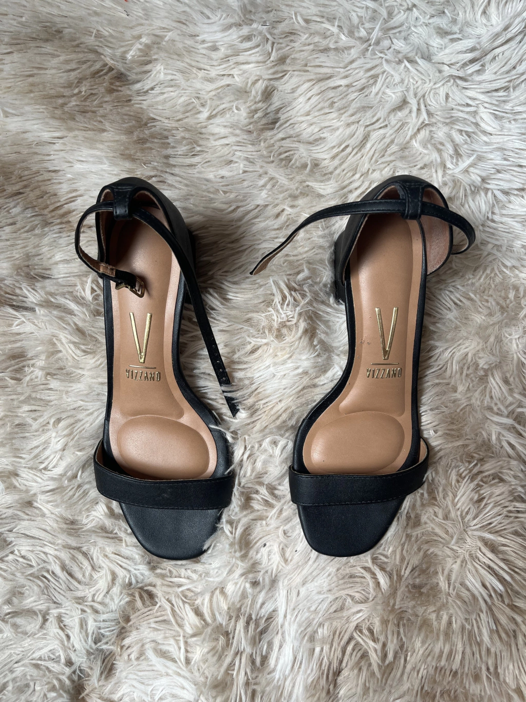 Sandália Preta Vizzano