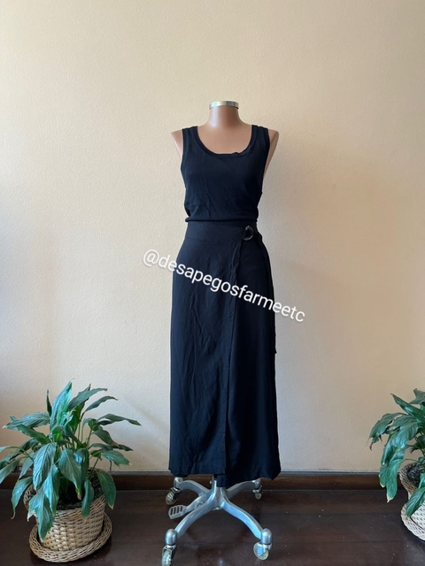 Calça Pantacourt Transpasse preta - comprar online