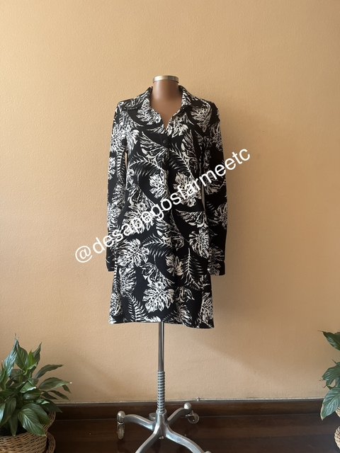 Vestido Preto e Branco Yacamim