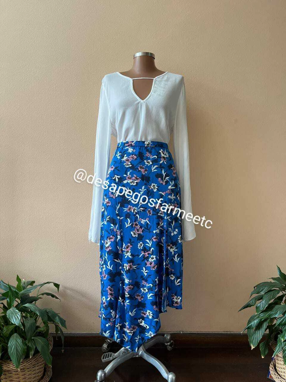 Saia Azul Floral Assimétrica Fenda Zara