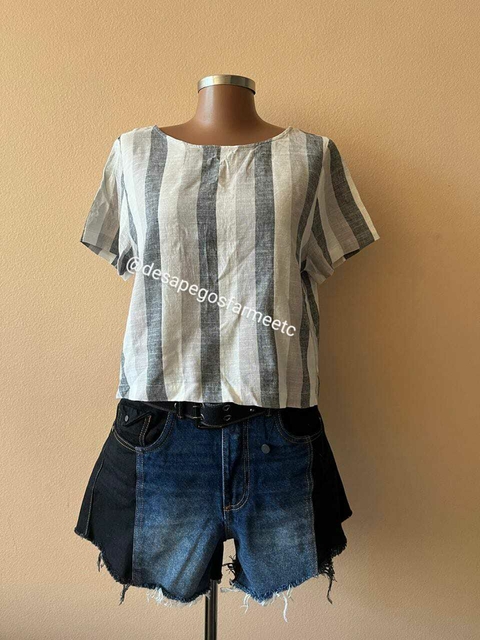 Blusa Cropped Listras Zinzane - comprar online