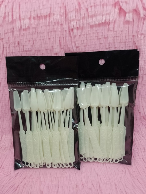 Kit Cuchara Uñero Muestrario 20 uñas x1u