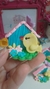 Casinha de passarinho azul