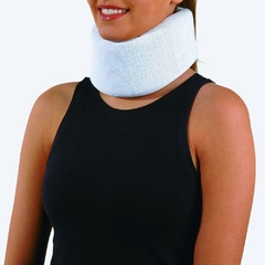 COLAR CERVICAL BRANCO LEVE (MERCUR)