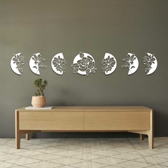 Quadro Escultura de Parede, Fases da Lua Floral, em Acrílico - Craft Caligrafia I Serviço de Caligrafia para Convites & Brindes