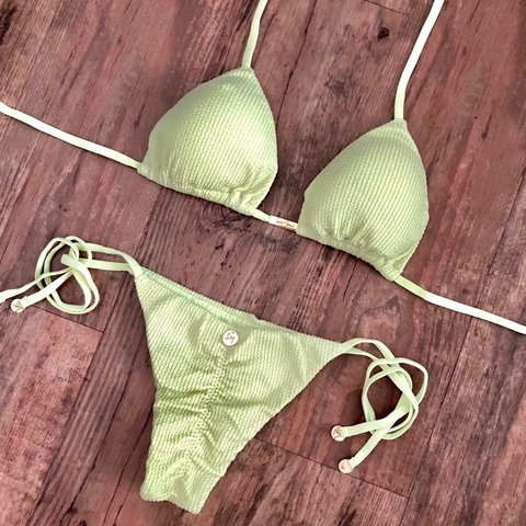 BIQUÍNI LACINHO VERDE PISTACHE PLISSÊ