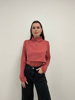Blusa Ana Rosê na internet