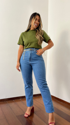 CALÇA MARIA MOM JEANS MÉDIO
