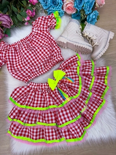 Conjunto Junino Infantil Luxo Xadrez Vermelho na internet