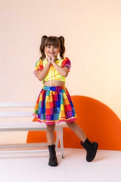 Conjunto Junino Infantil Luxo Manu Verde Neon Caipira Festa São João Quadrilha Banana Club Gola Redonda na internet