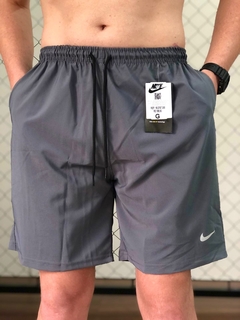 Bermuda Dri-fit Nike na internet