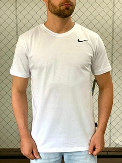 Camiseta Nike - comprar online