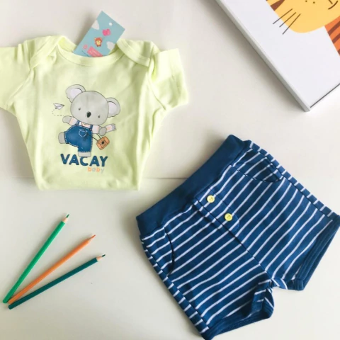 Conjunto Body e Shorts Baby Viajante - comprar online