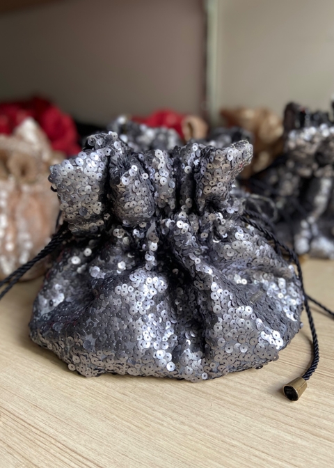 Saquinho Paetê ônix