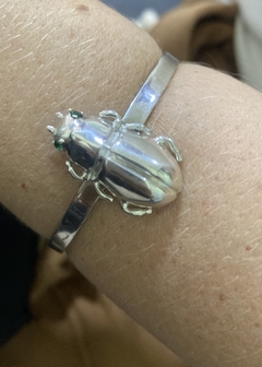 Bracelete Besouro prata na internet