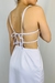 Explore a versatilidade do Vestido Gaudi da coleção Mosaico. Uma peça única, leve e fresca, ideal para qualquer ocasião. Seu design elegante e detalhes delicados garantem um visual deslumbrante em qualquer lugar que você vá.