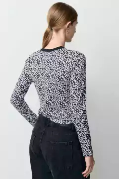 Remera Floreada - comprar online