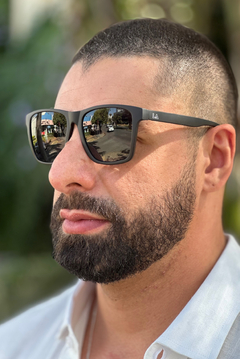 ÓCULOS DE SOL MASCULINO PRETO - L.A ÓCULOS 