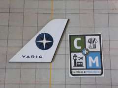 Varig Leme Cauda Decorativa Tamanho Pequeno - comprar online