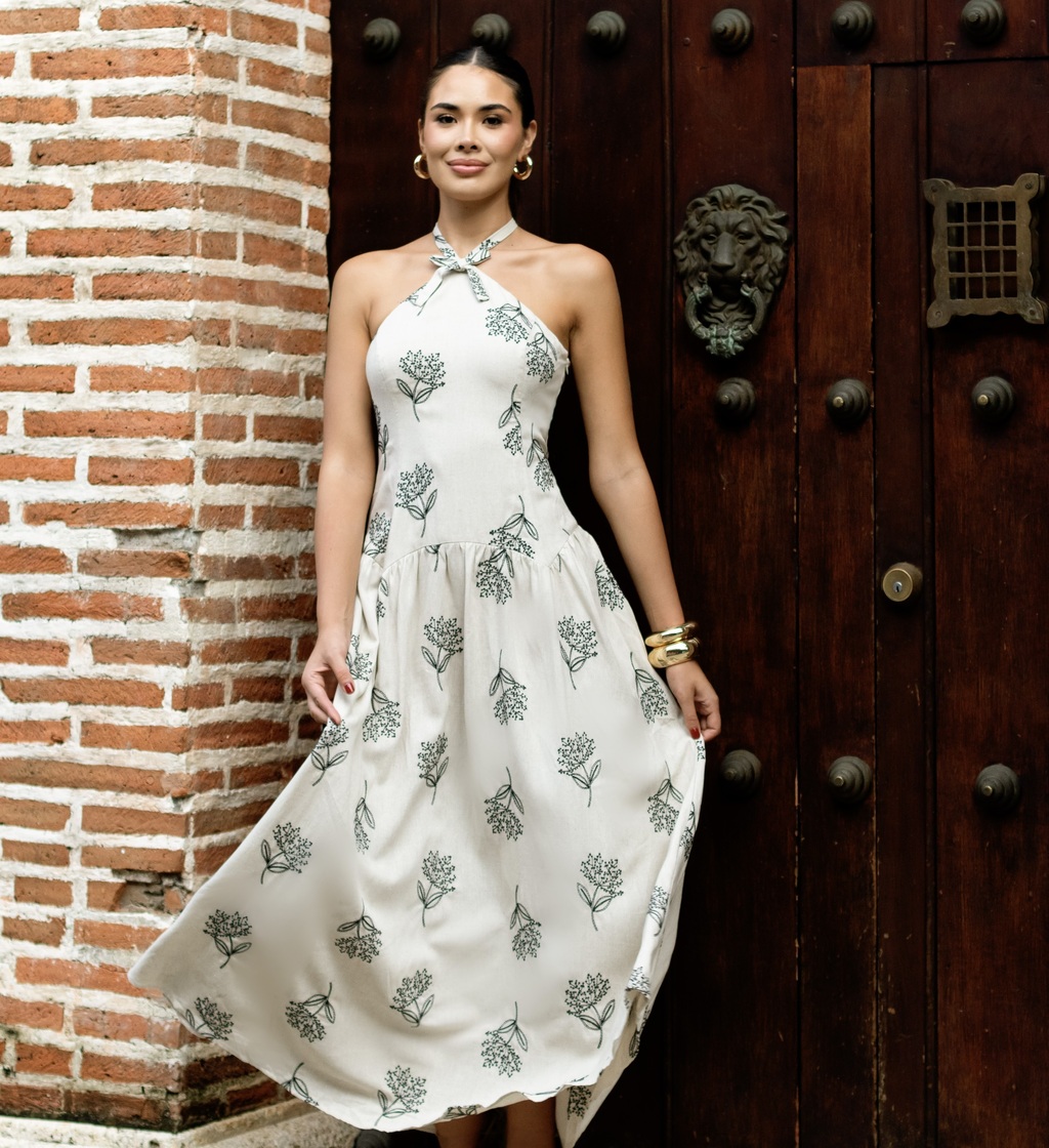Vestido bordado flor