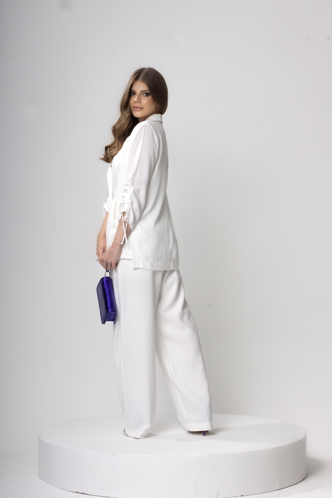 Blazer Joana - Off White na internet