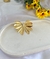 BRINCO ORGANICO DE TULIPA G BANHADO A OURO 18K - comprar online