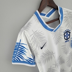 Camisa Brasil 2022 Feminina - Branca na internet