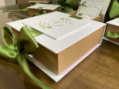 Caixa Aplique Verde Oliva com Kraft - 15x15x5 - comprar online