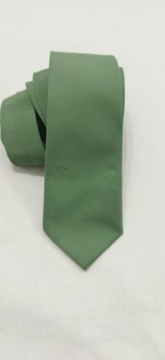 Gravata Semi Slim Verde Oliva fosco