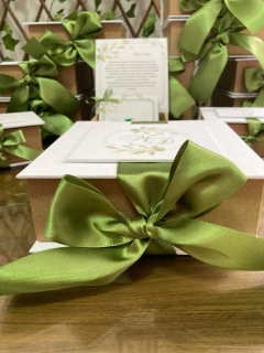 Caixa Aplique Verde Oliva com Kraft - 15x15x5 na internet