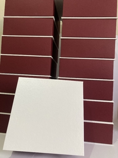 Caixa Cartonada SEM Personalizacao - 20x20x7 - comprar online
