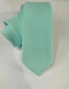 Gravata Semi Slim Verde Menta Fosco para Padrinho de Casamento