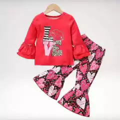 Conjunto love rojo con pantalones acampanados