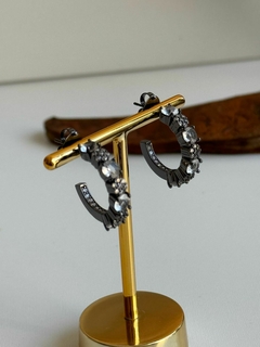 Argola em rodio negro