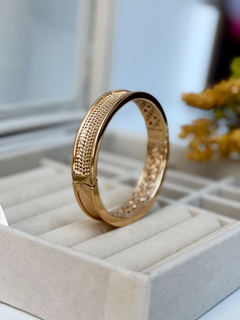 Bracelete cravejado luxo