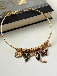 Chocker aro liso com pingente tucano na internet
