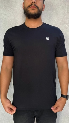 CAMISETA NEW ERA NEYAN MC - comprar online